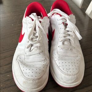 Men’s Nike Big Low Sneakers Size 8.5